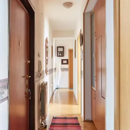 Bohemian Quarter / City Park, Free Parking Apartment Skopje