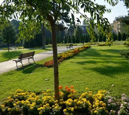 Bohemian Quarter / City Park, Free Parking Apartment Skopje